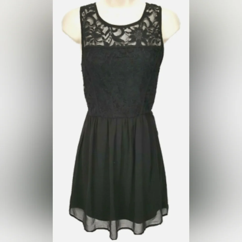 Lily Rose Women's Black Lace Mini-Flare Party Dress, size small - Picture 1 of 9